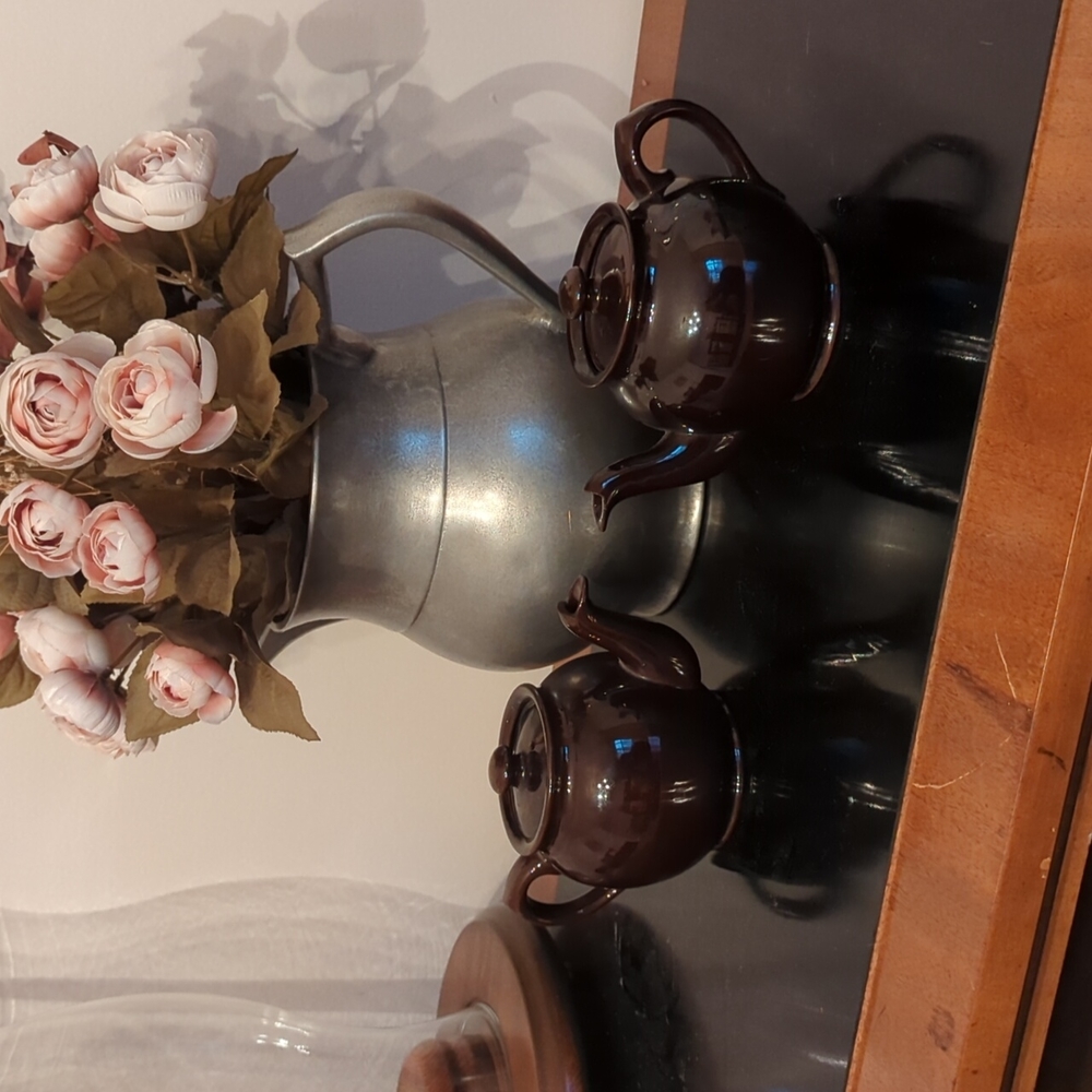Sadler vintage teapots